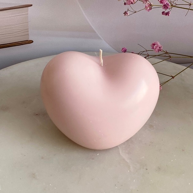 Image of Pakamera Świeca ekologiczna sojowa dekoracyjna Sweet Heart 60x80mm różowa