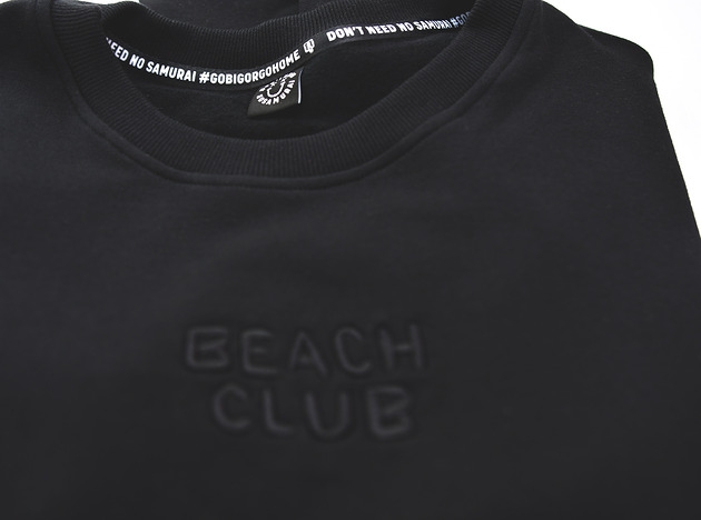 Image of Pakamera Czarny Longsleeve Beach Club