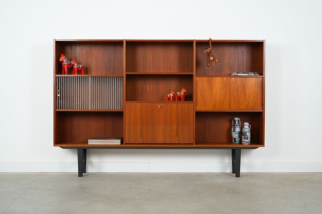 Image of Pakamera Biblioteczka tekowa, duński design, lata 70, produkcja: Dania
