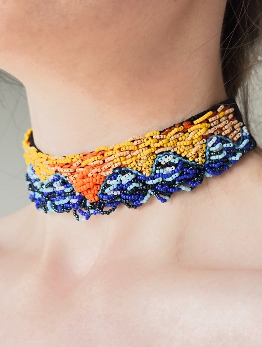 Image of Pakamera Haftowany choker, choker z koralików, aksamitny choker