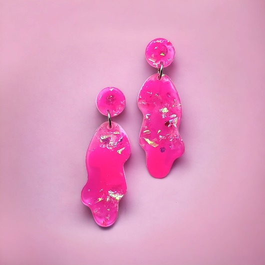 Image of Pakamera BARBIE : UNIKATOWE kolczyki z żywicy