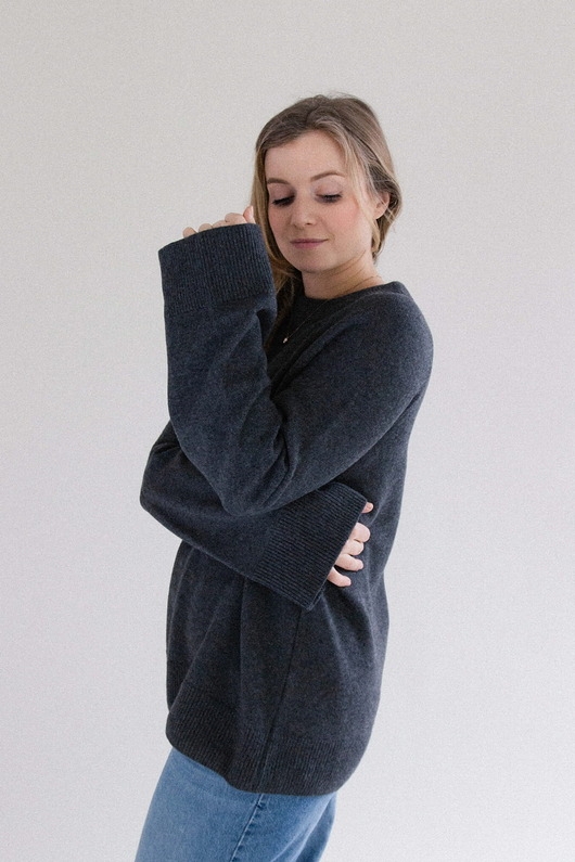 Image of Pakamera BARIBAL Ołówkowy Sweter Oversize a la bluza Wełniana 100% Merino RWS M/L