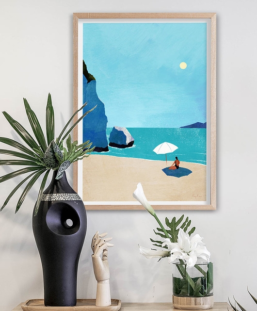 Image of Pakamera Dzika plaża - plakat 50x70 cm - dziewczyna pod parasolem