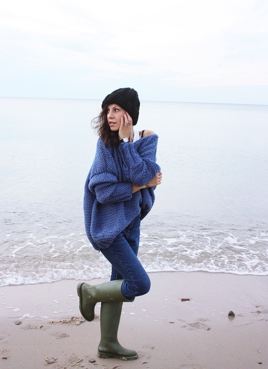 Image of Sweter handmade oversize blue z wełną