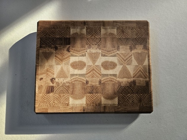 Image of Pakamera Sztorcowa deska do krojenia End Grain. Dębowy blok do krojenia.