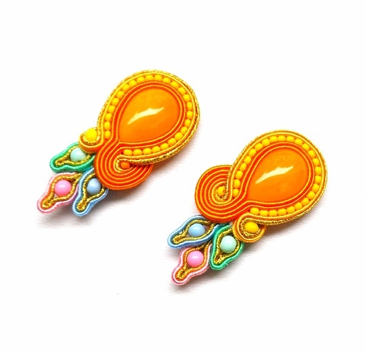 Image of Pakamera Sutaszowe kolczyki GOLDEN