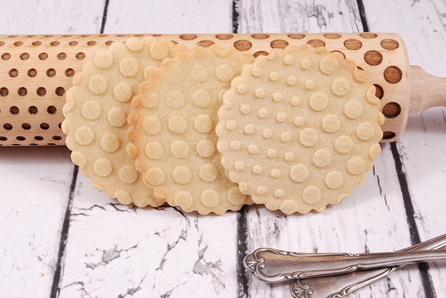 Image of Pakamera DOUBLE POLKA DOTS - grawerowany wałek do ciasta