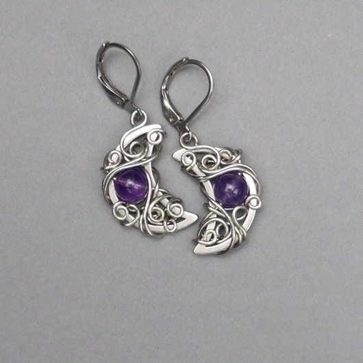 Image of Pakamera Kolczyki księżyce ametyst wire wrapping