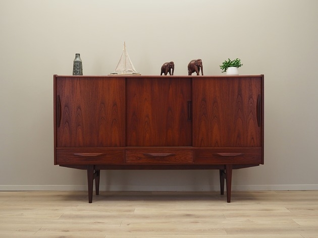 Image of Highboard tekowy, duński design, lata 70, produkcja: ES M