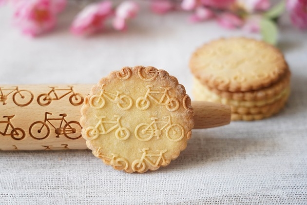Image of Pakamera BICYCLES - mini grawerowany wałek do ciasta