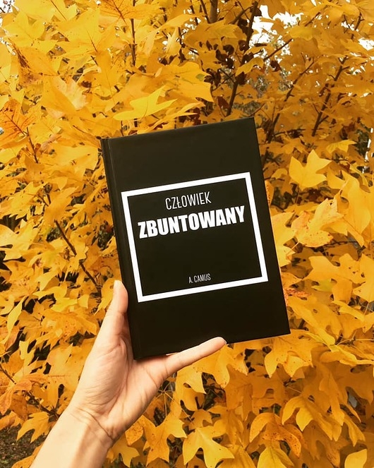 Image of Pakamera Notatnik Człowiek Zbuntowany A. Camus
