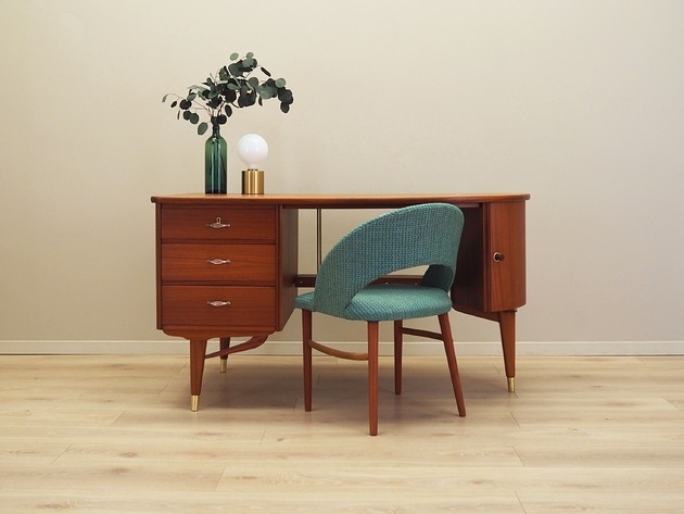Image of Pakamera Biurko mahoniowe, norweski design, lata 60, produkcja: Sola M