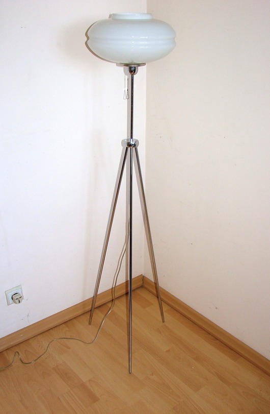 Image of Pakamera Lampa podłogowa trójnóg, lata 90