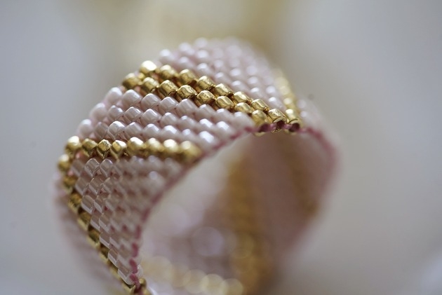 Image of Pakamera Pierścionek Beadingowy GoldenPink