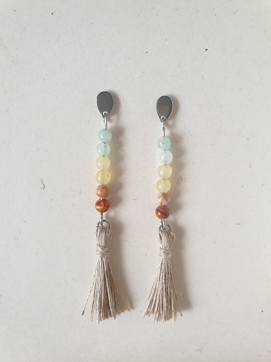 Image of Pakamera Kolczyki BOHO ART z lnianym chwostem, jadeit, jaspis, aqua, żółty, rudy