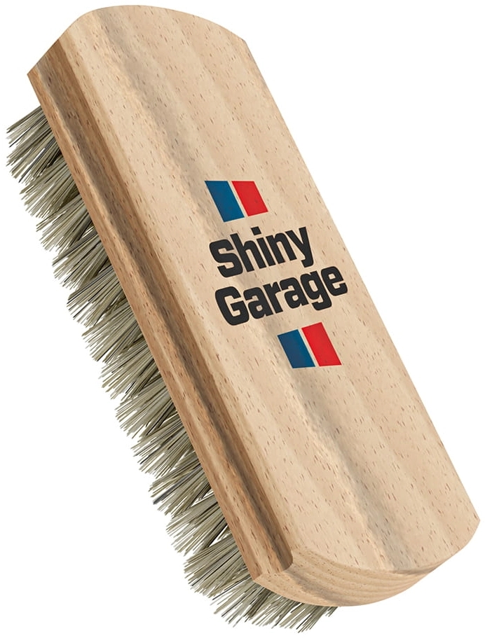 Image of Shiny Garage Leather Brush – delikatna szczoteczka do czyszczenia skóry