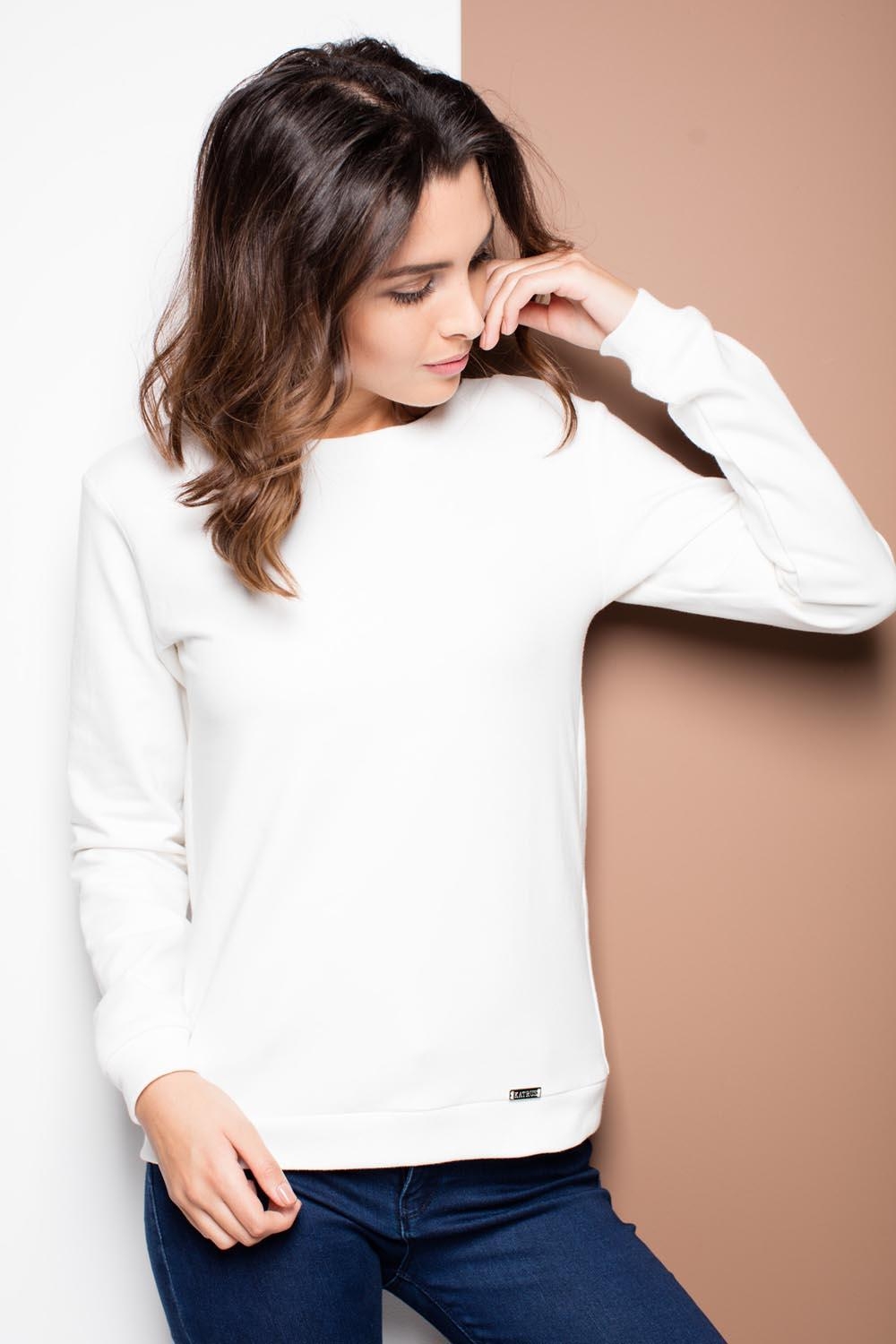 Ecru bluza z dużą kokardą na plecach