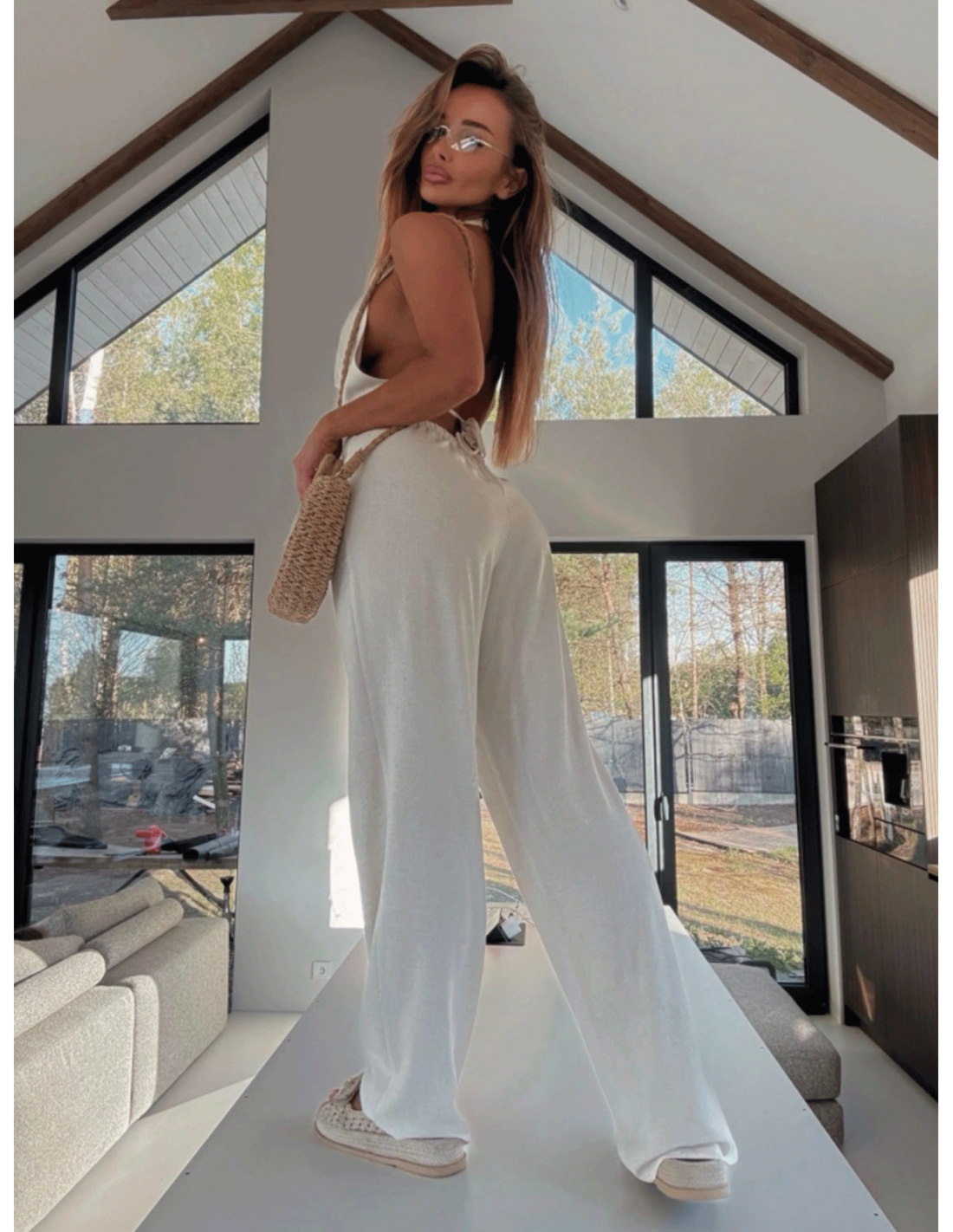 Lniany komplet wiązany crop top i spodnie PARYŻ – beżowy