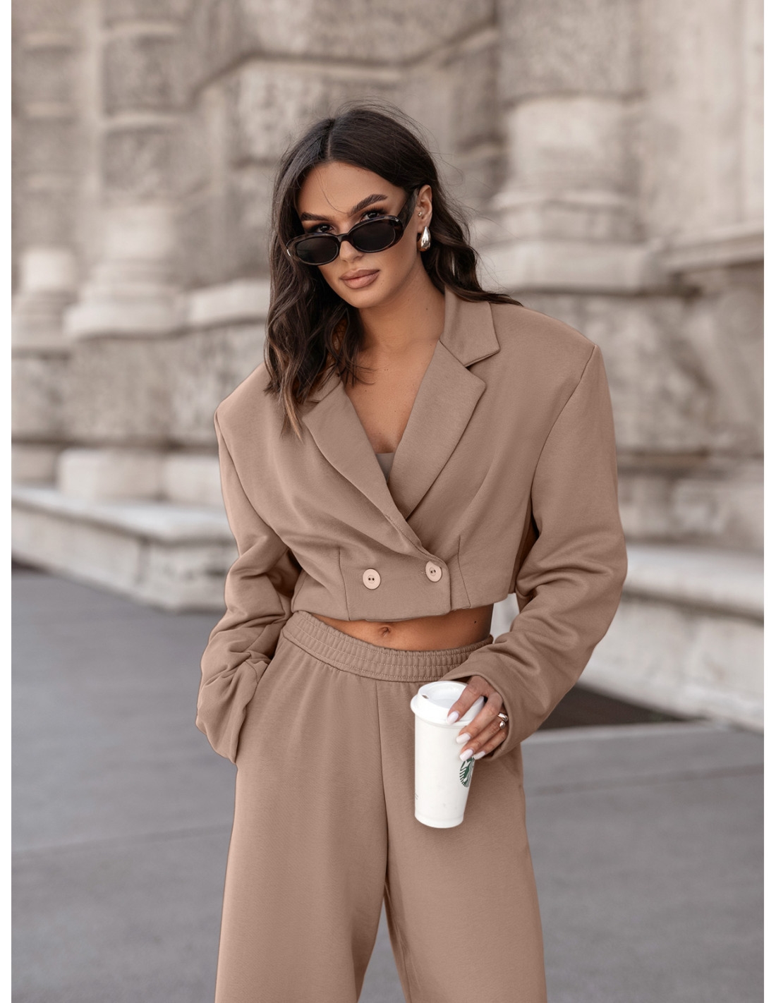 Komplet marynarka i szerokie spodnie ALARIX - mocha mousse
