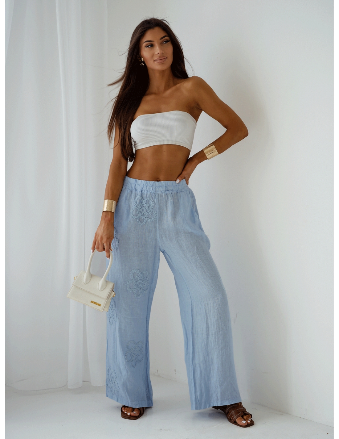 Stylowe lniane spodnie z szerokimi nogawkami ARIELLE - błękitne