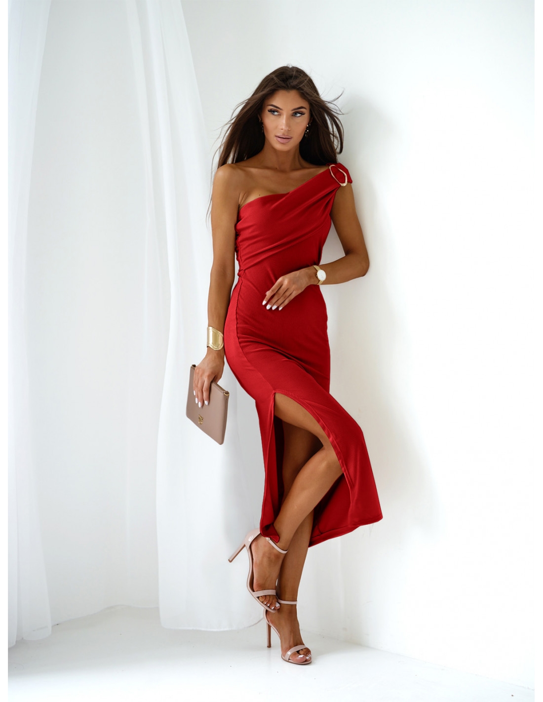 Prążkowana sukienka na jedno ramię JUVENA - czerwona
