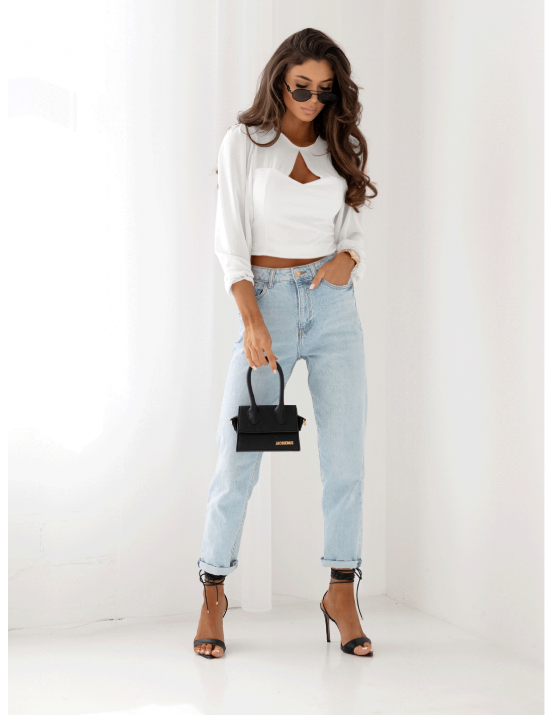 Modna bluzka z szyfonowymi rękawami ADDISON - biała