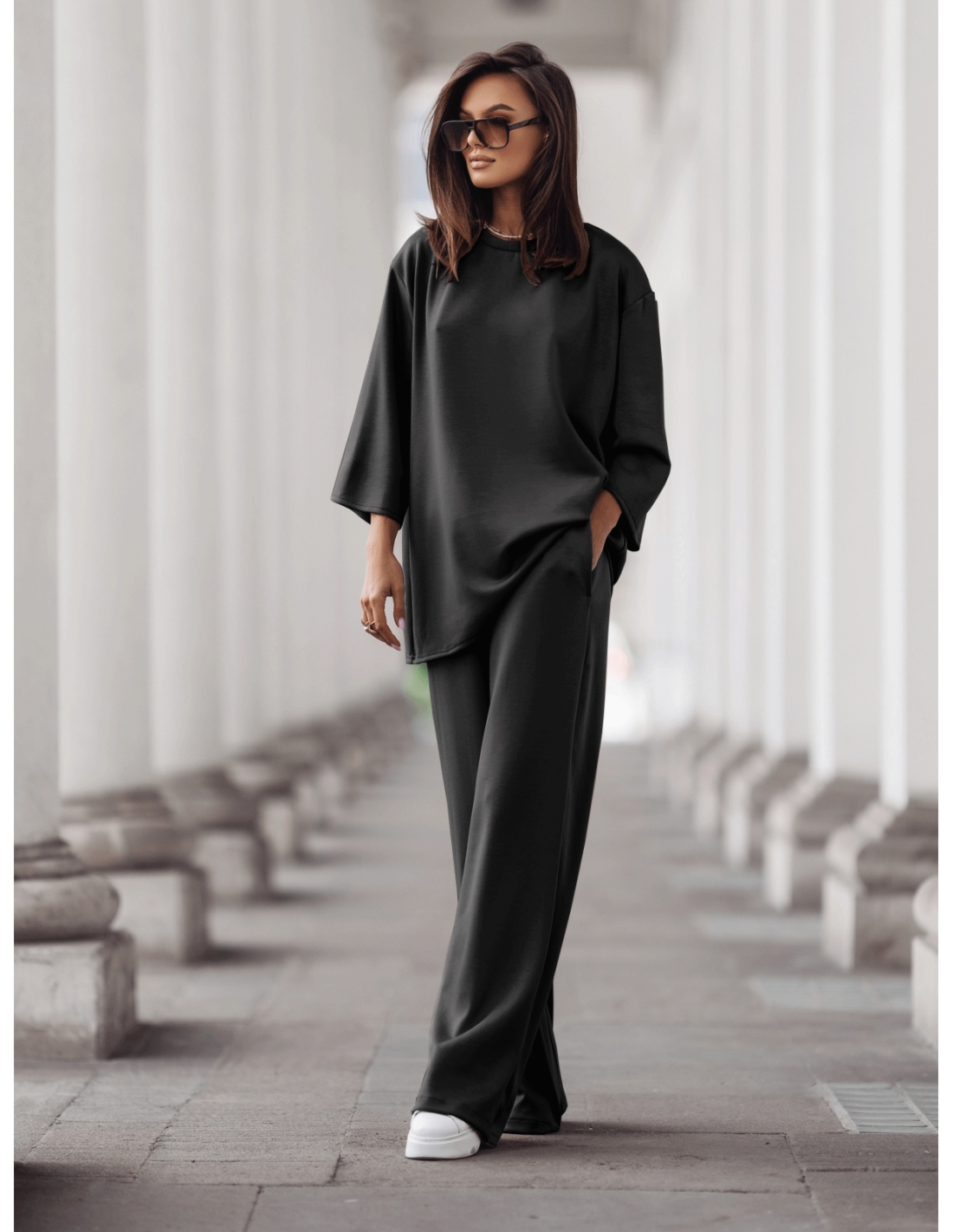 Stylowy komplet dresowy z tencelu MEGARA - czarny