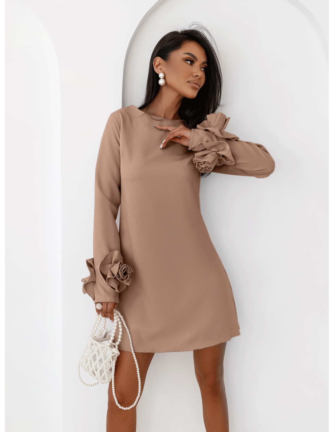 Sukienka trapezowa z ozdobnymi rękawami MANITA - cappuccino