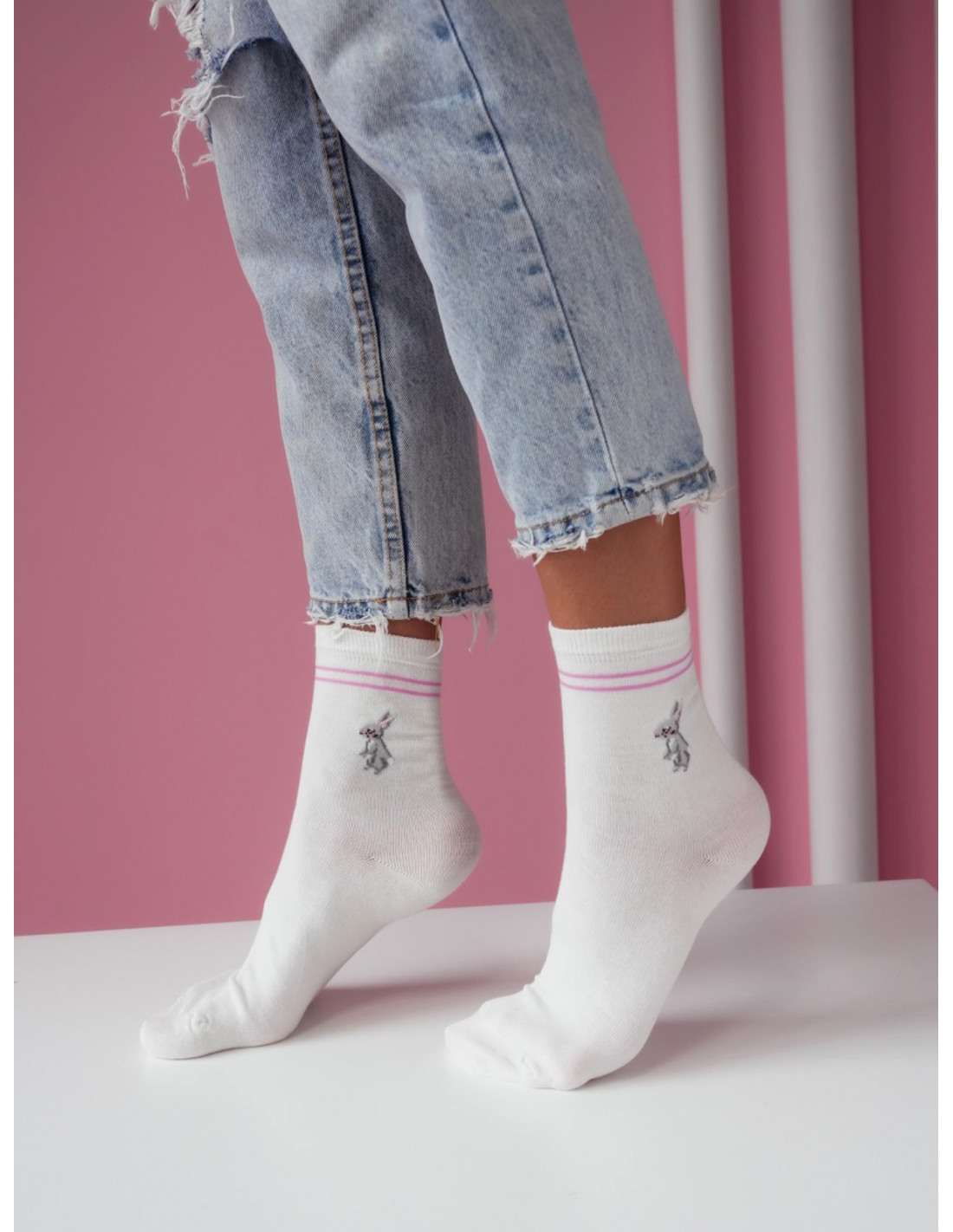 Skarpetki damskie KRóLICZKI Z PASKAMI - białe