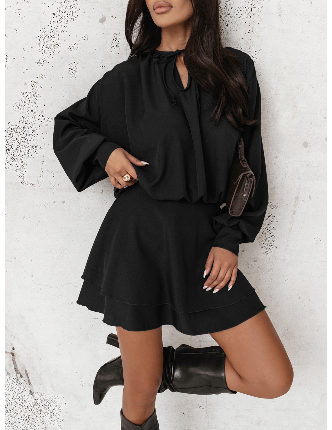 Rozkloszowana sukienka mini CLEO - czarna