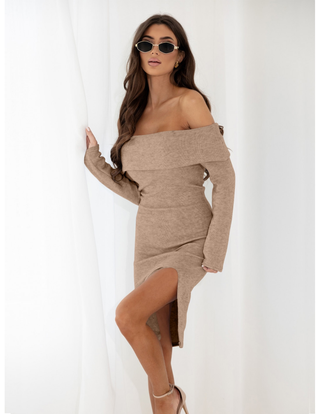 Dzianinowa sukienka hiszpanka MARCELINE - cappuccino mocca