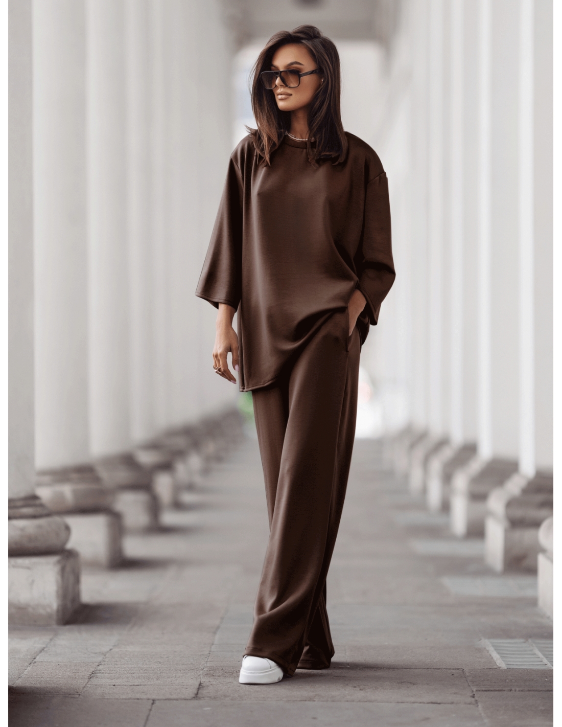 Stylowy komplet dresowy z tencelu MEGARA - czekoladowy