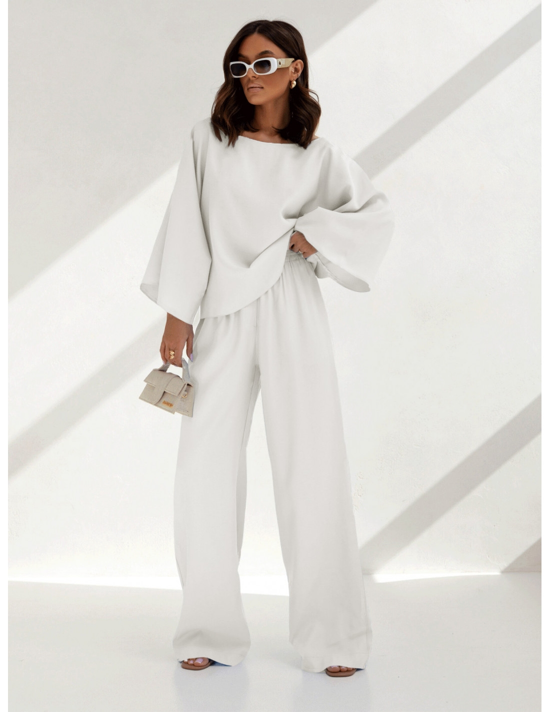 Stylowy komplet z szerokimi spodniami PHOEBE - biały
