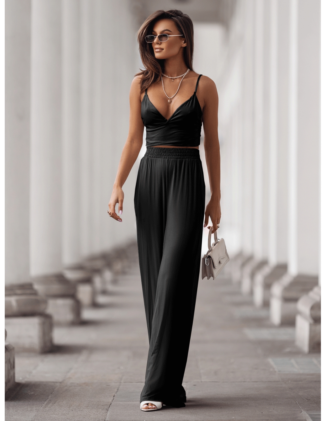 Wiskozowy komplet z szerokimi spodniami ASTORIA - czarny