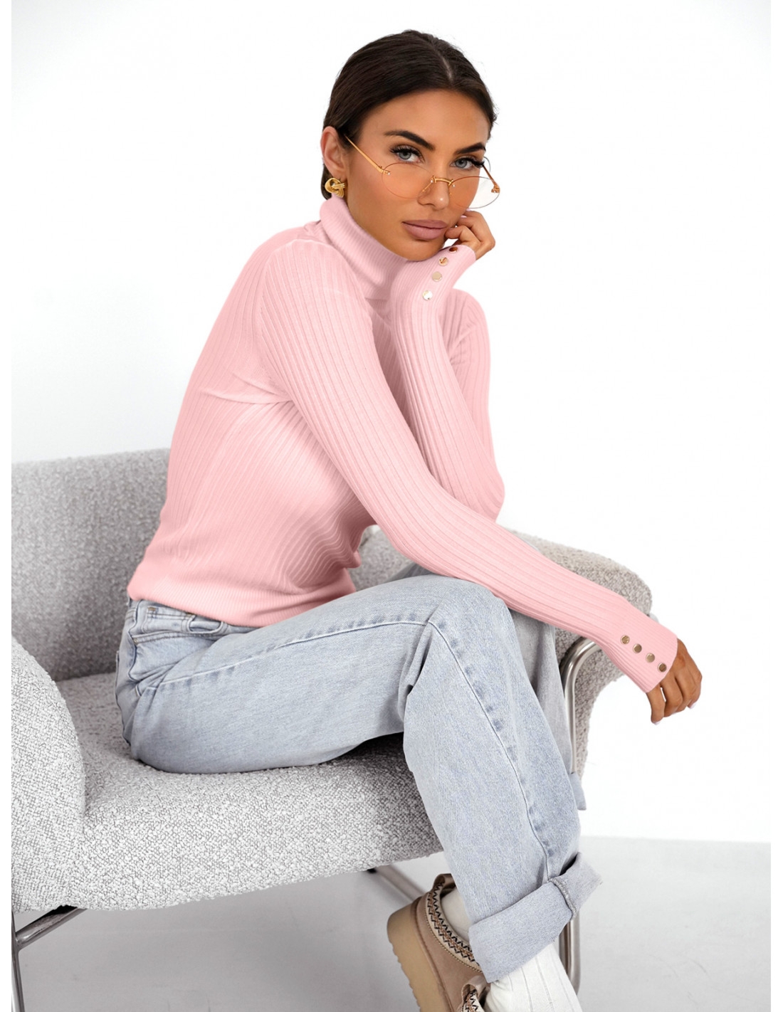 Prążkowany sweter golf z wiskozą TORIA  - pudrowy róż