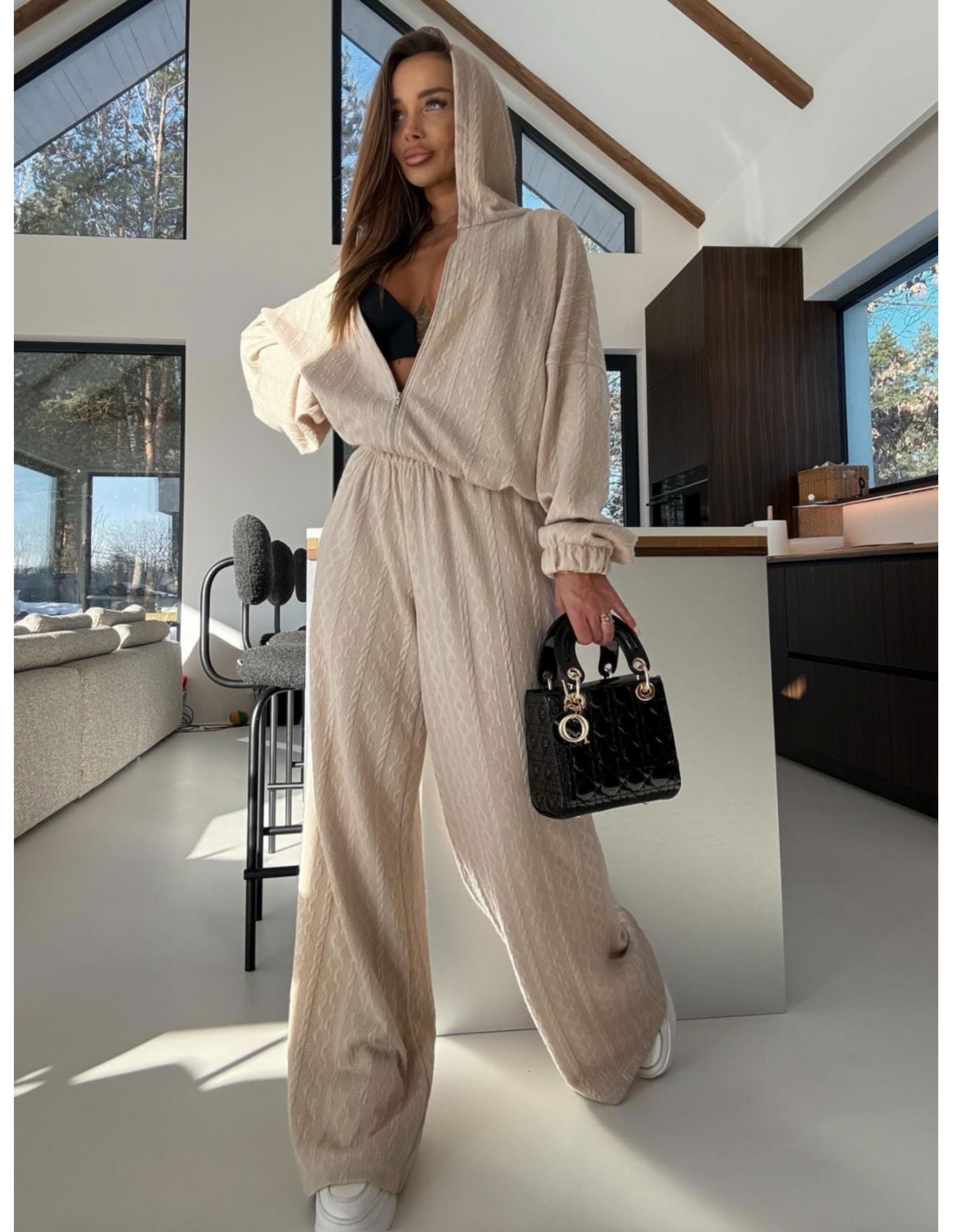 Stylowy komplet z plecionej dzianiny KIKI - beżowy