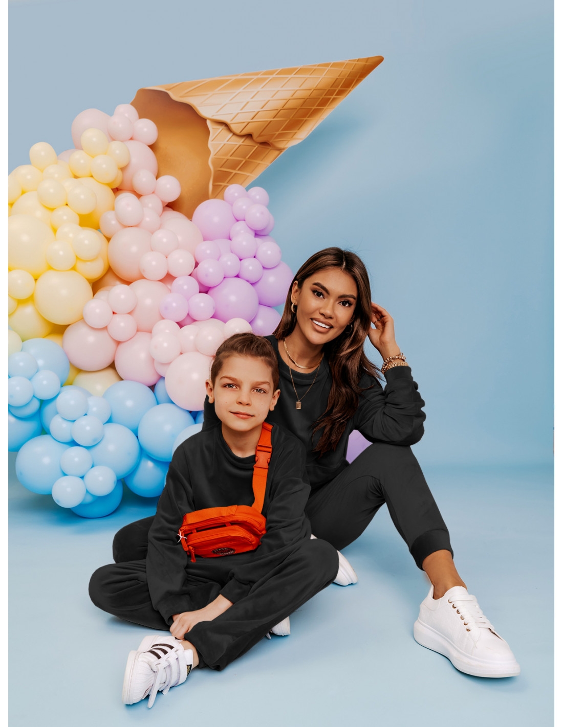 Welurowy dres dziecięcy DIEGO - czarny