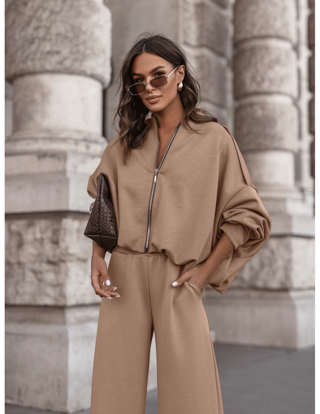 Masełkowy dres z szerokimi spodniami SORGO - beżowy