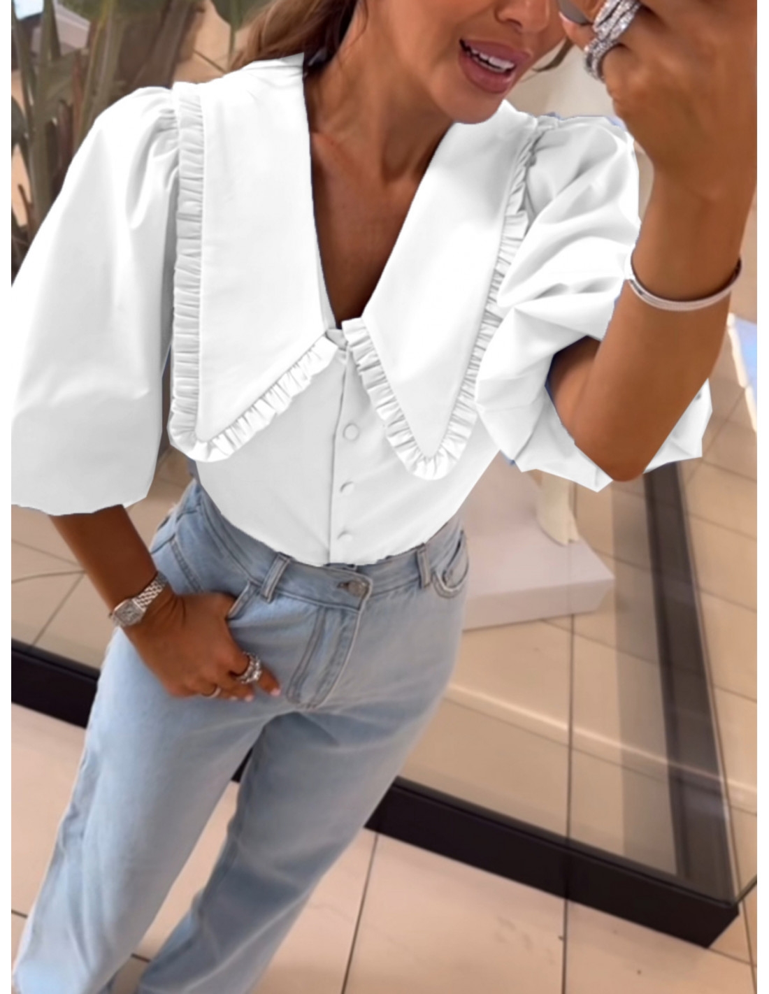 Bawełniana koszula z dużym kołnierzem NAVIA - biała