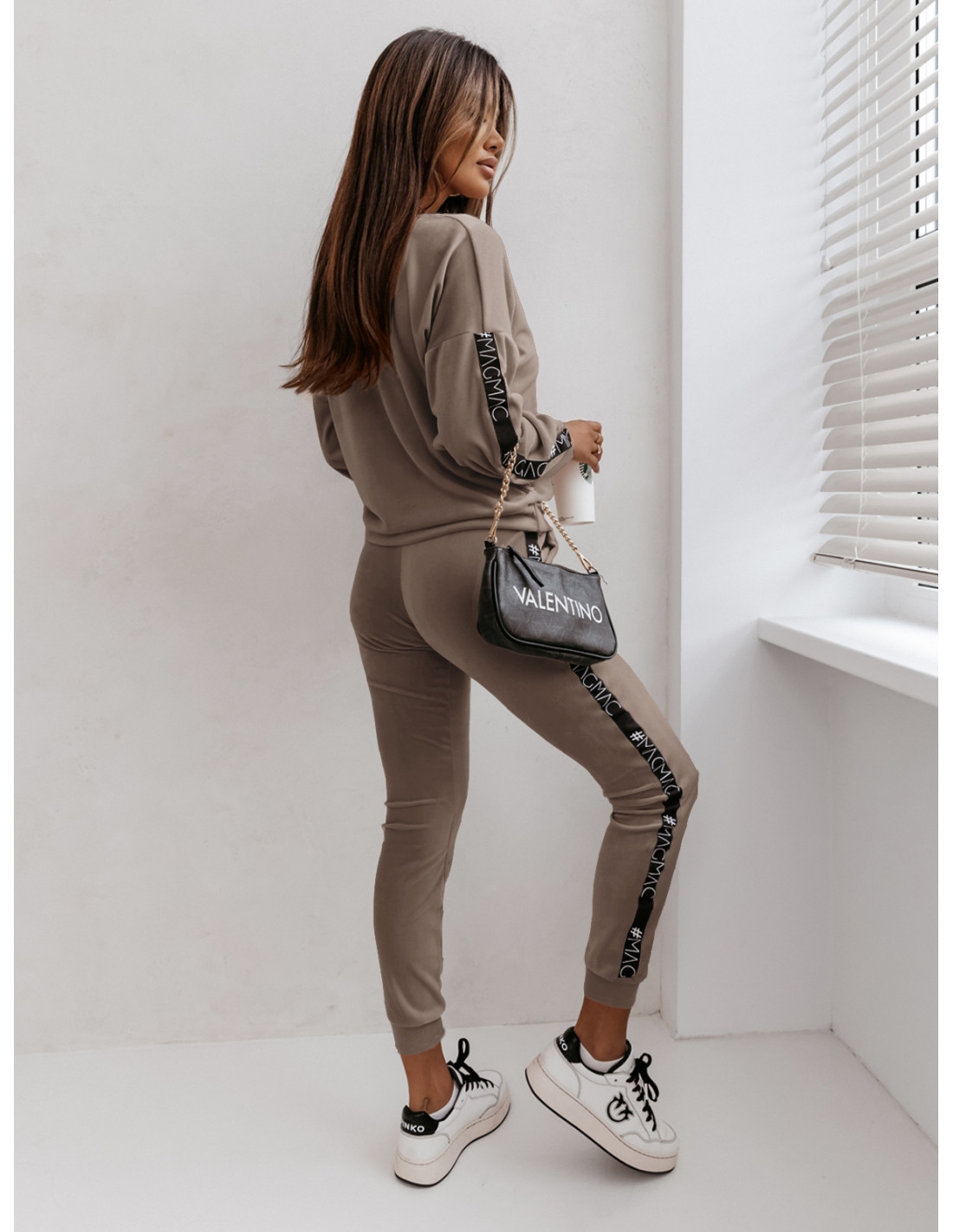 Welurowy komplet bluza+spodnie MAIA - cappuccino