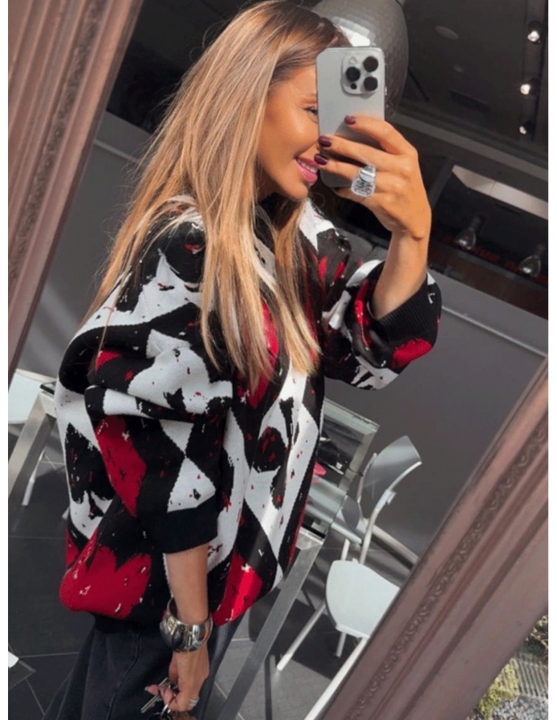 Wełniany długi sweter w print SHERI - wzór 1