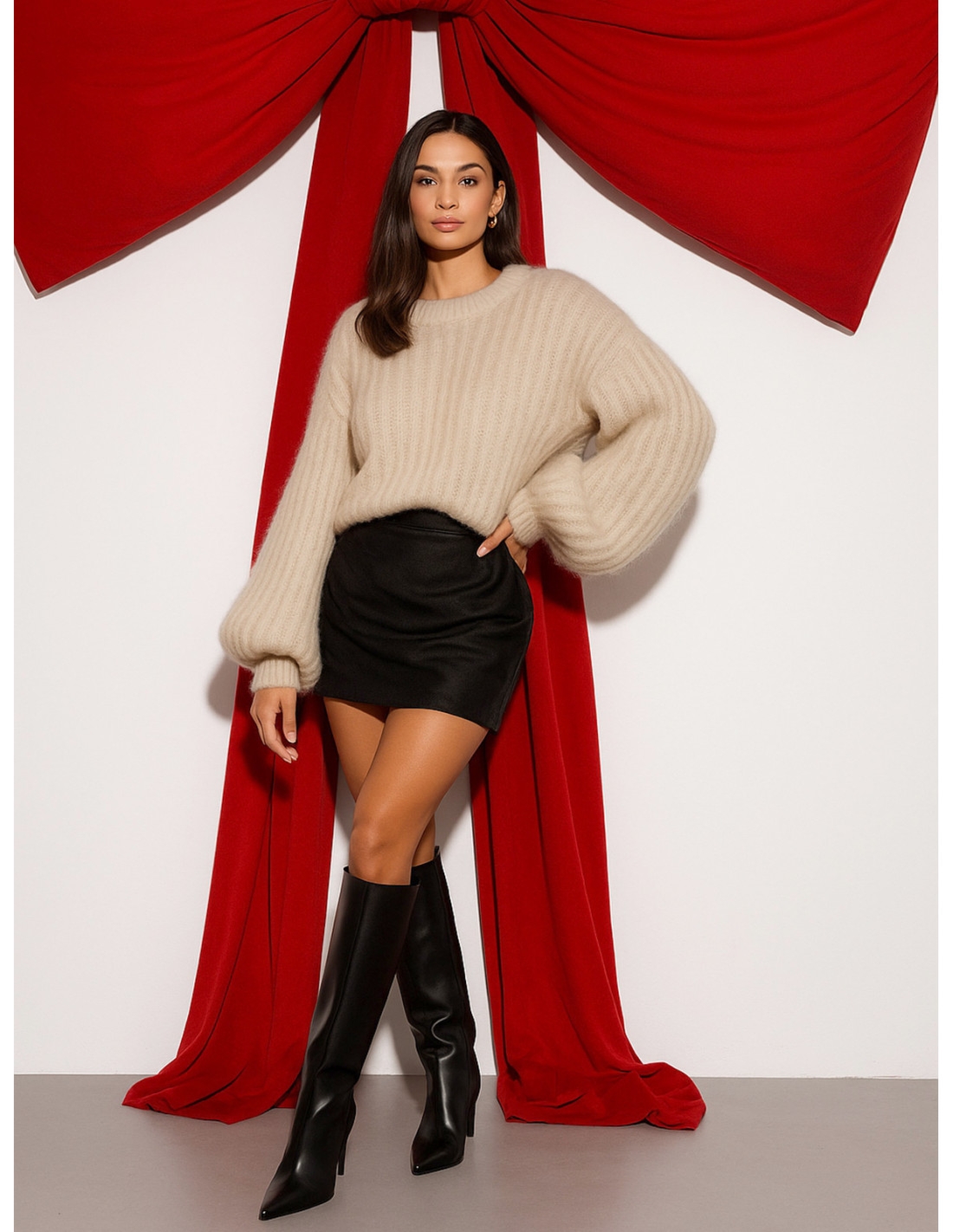 Moherowy sweter z szerokimi rękawami OSTI - beżowy