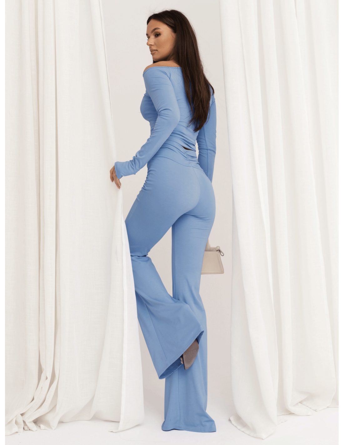 Masełkowy komplet bluzka i spodnie dzwony OTTILIE - błękitny