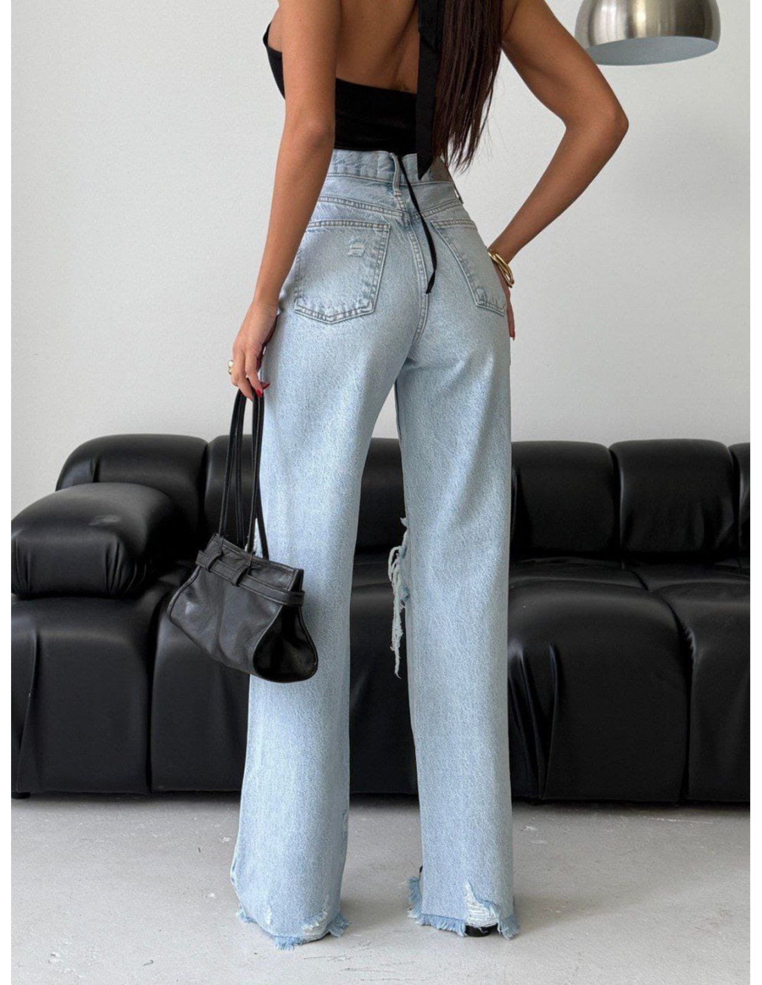 Spodnie jeansowe straight z przetarciami MILO - jasny jeans