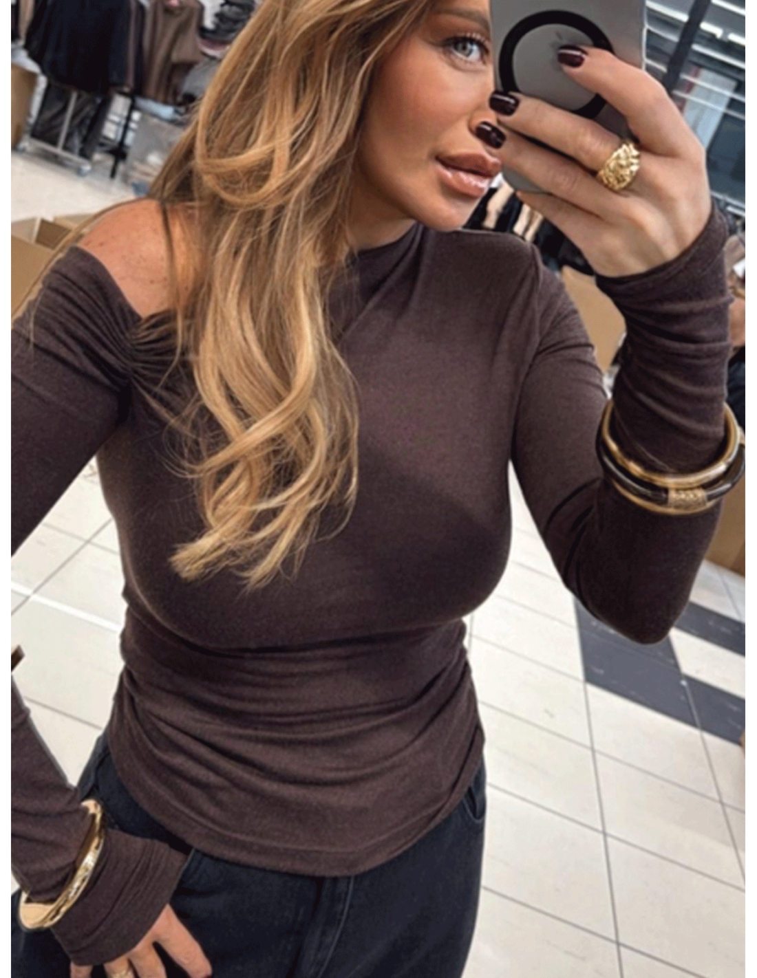 Wiskozowa bluzka na jedno ramię YOKO - czekoladowa