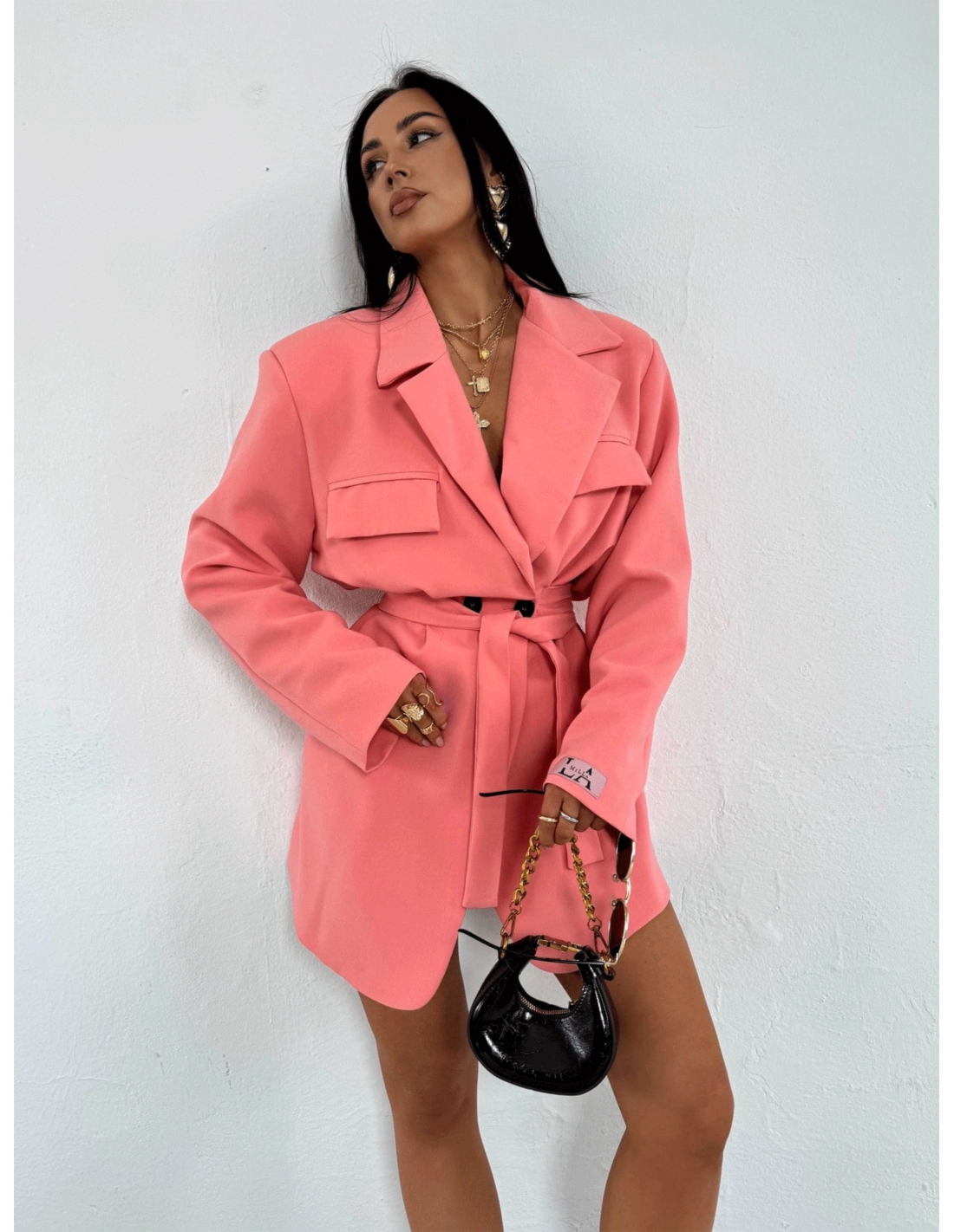 Długa marynarka oversize wiązana NARIA - morelowa