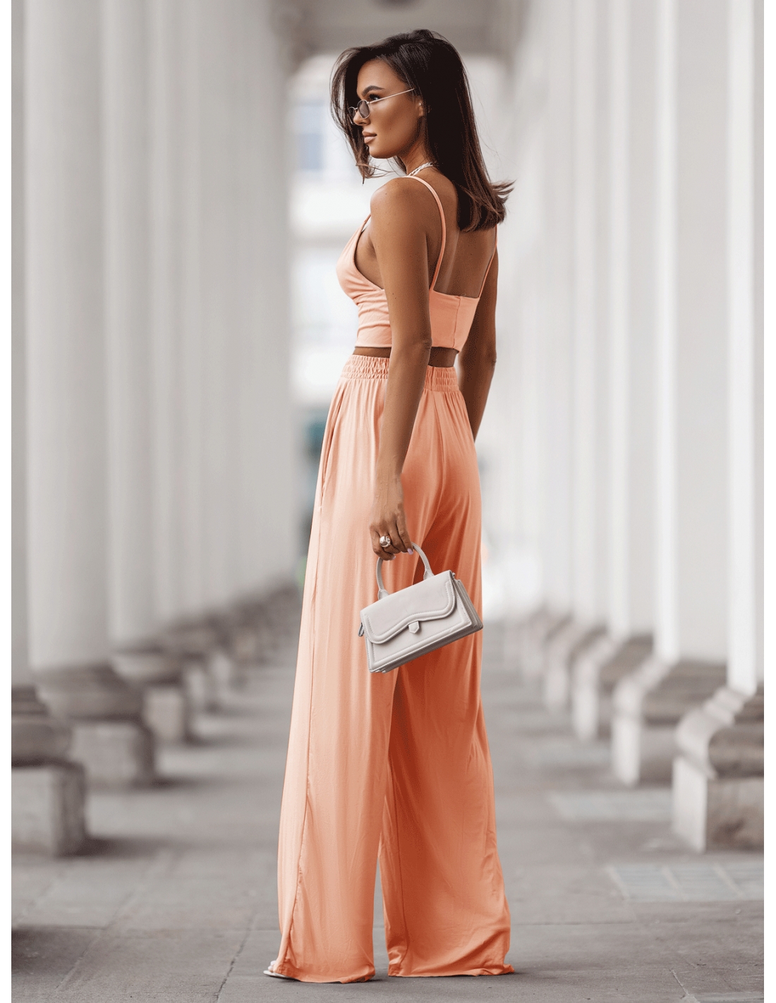 Wiskozowy komplet z szerokimi spodniami ASTORIA - brzoskwiniowy