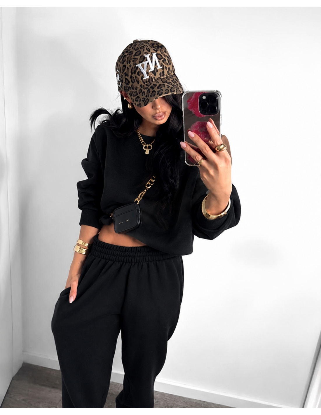 Krótka bluza dresowa oversize GAEL - czarna