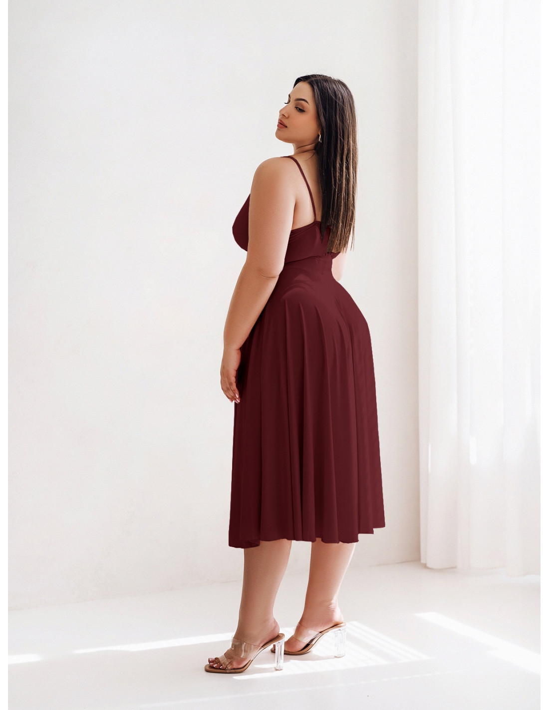 Sukienka midi PLUS SIZE na ramiączkach AGNES - bordowa