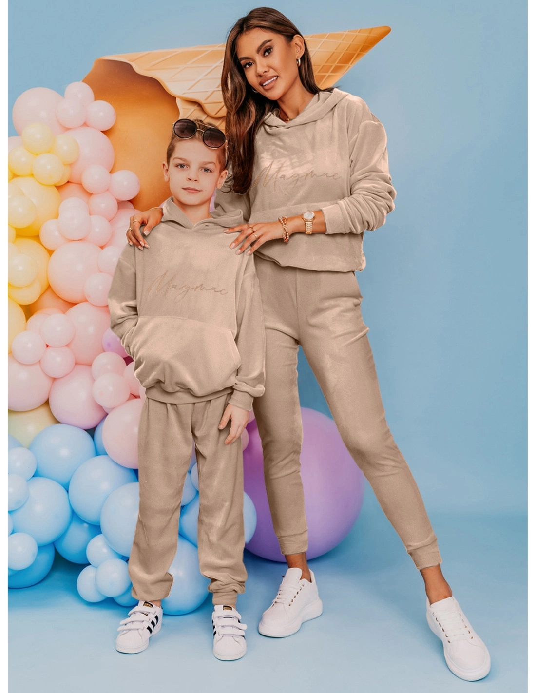 WP welurowa bluza dresowa dziecięca r.128 - beżowa